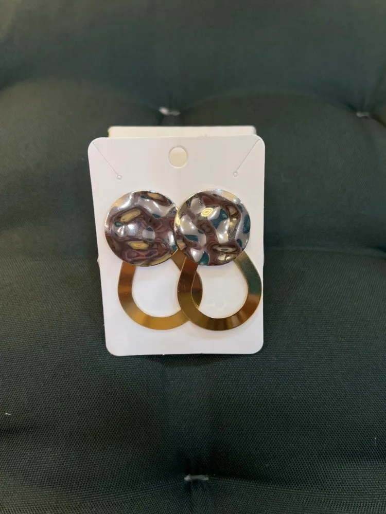 Brinco Grande Prata e Dourado