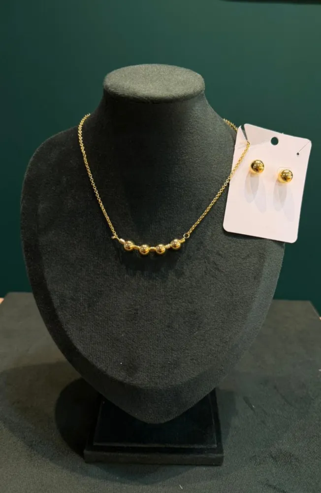 Conjunto Quatro Bolas Dourado