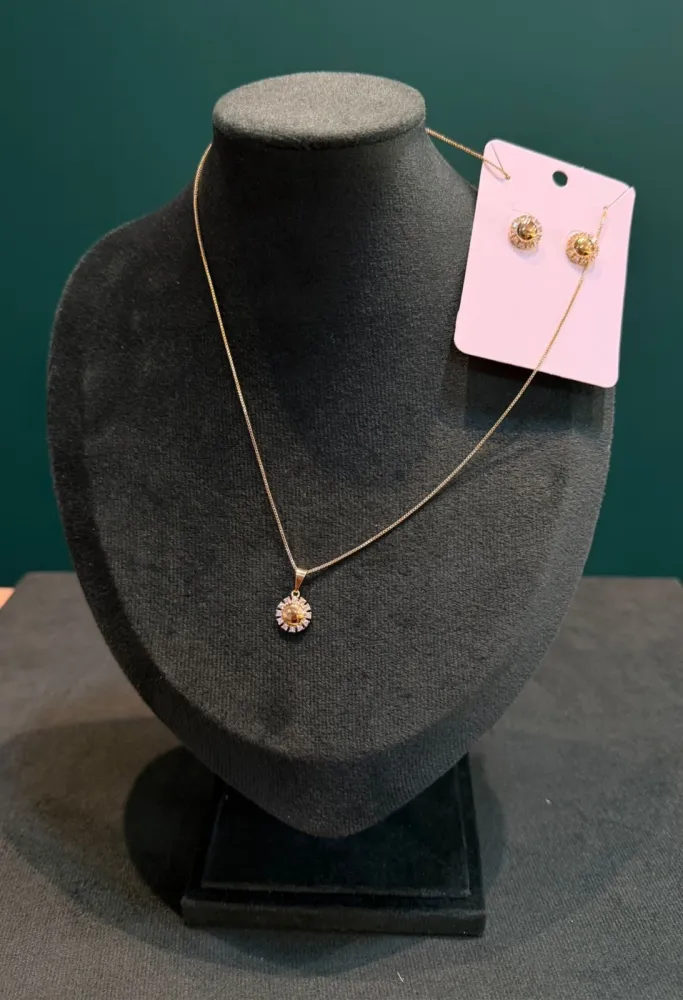 Conjunto Sol Cravejado