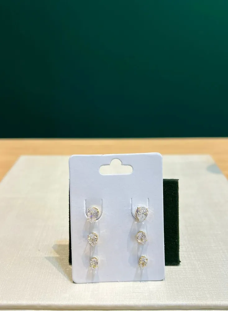 Brinco Trio Ponto de Luz em Forma de Gota