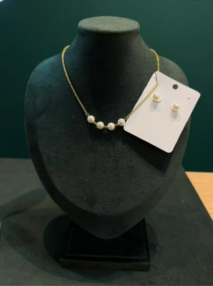 Conjunto Quatro Perolas