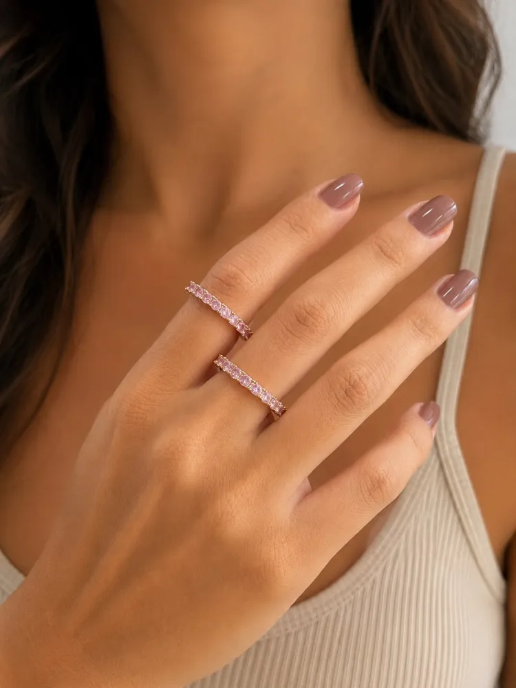 Anel Dourado com Pedras Rosa Bebê Semijóia ( TAM 17 )
