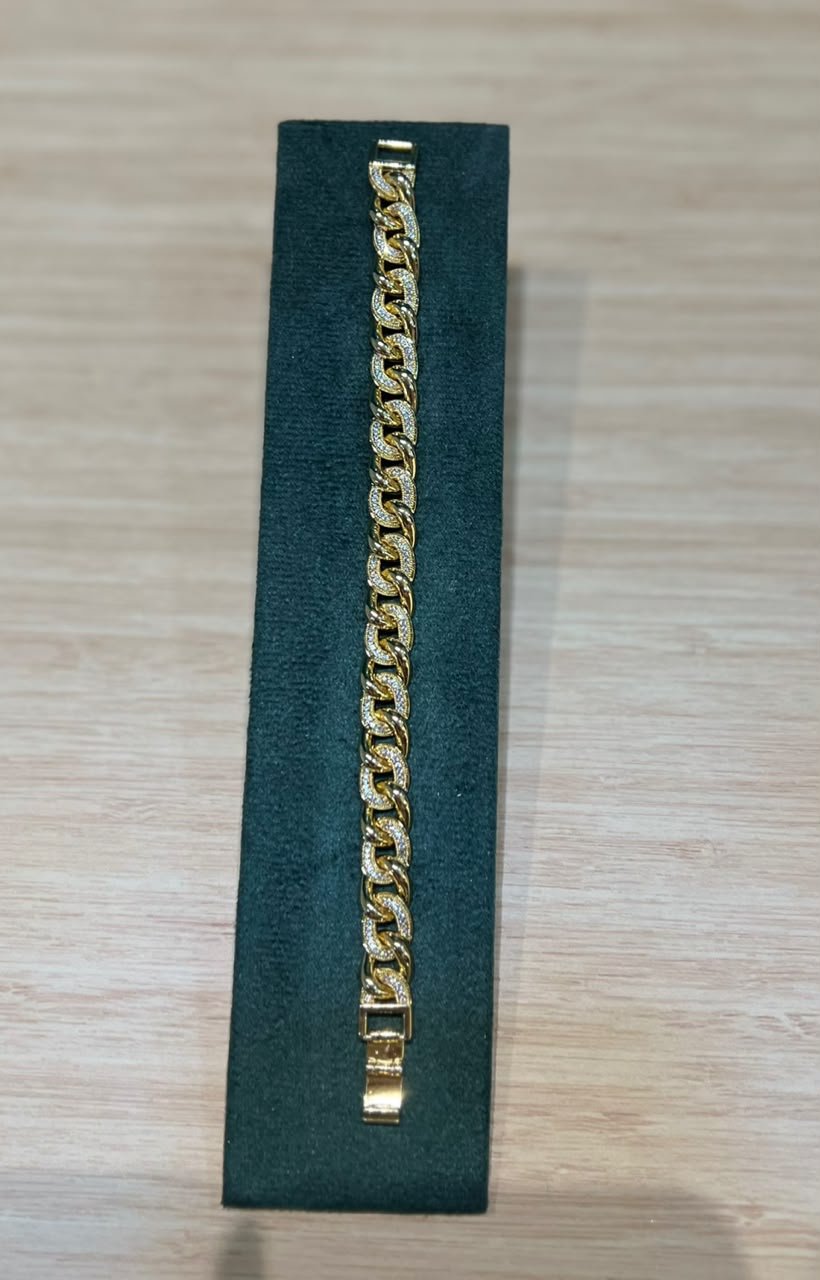 Pulseira dourada elos pequeno cravejados