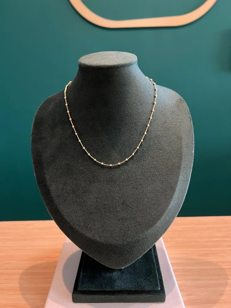 Colar Choker Bolinhas Pequenas Douradas