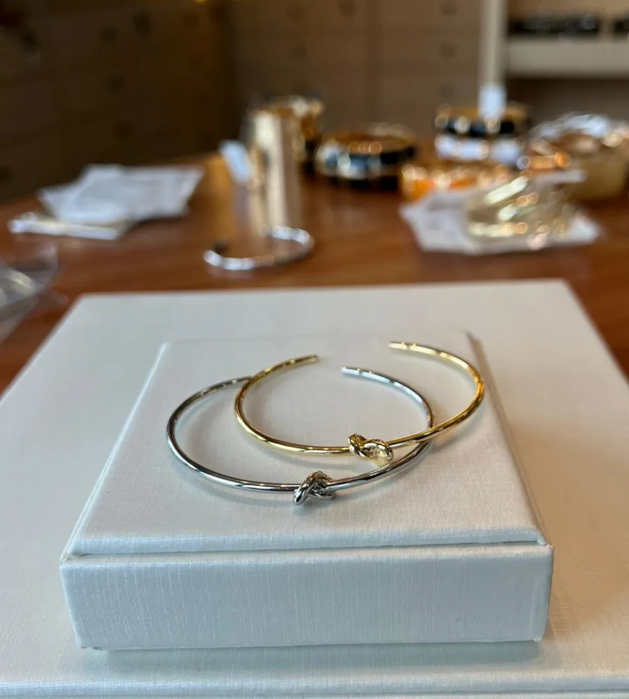 Bracelete Liso com Nó