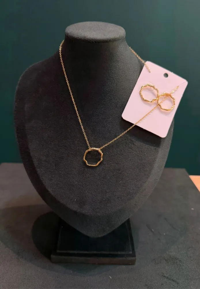 Conjunto Orgânico Dourado