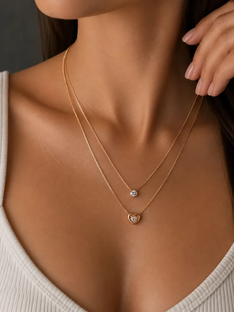 Colar Dourado Duplo Coração e Ponto de Luz Bijuteria
