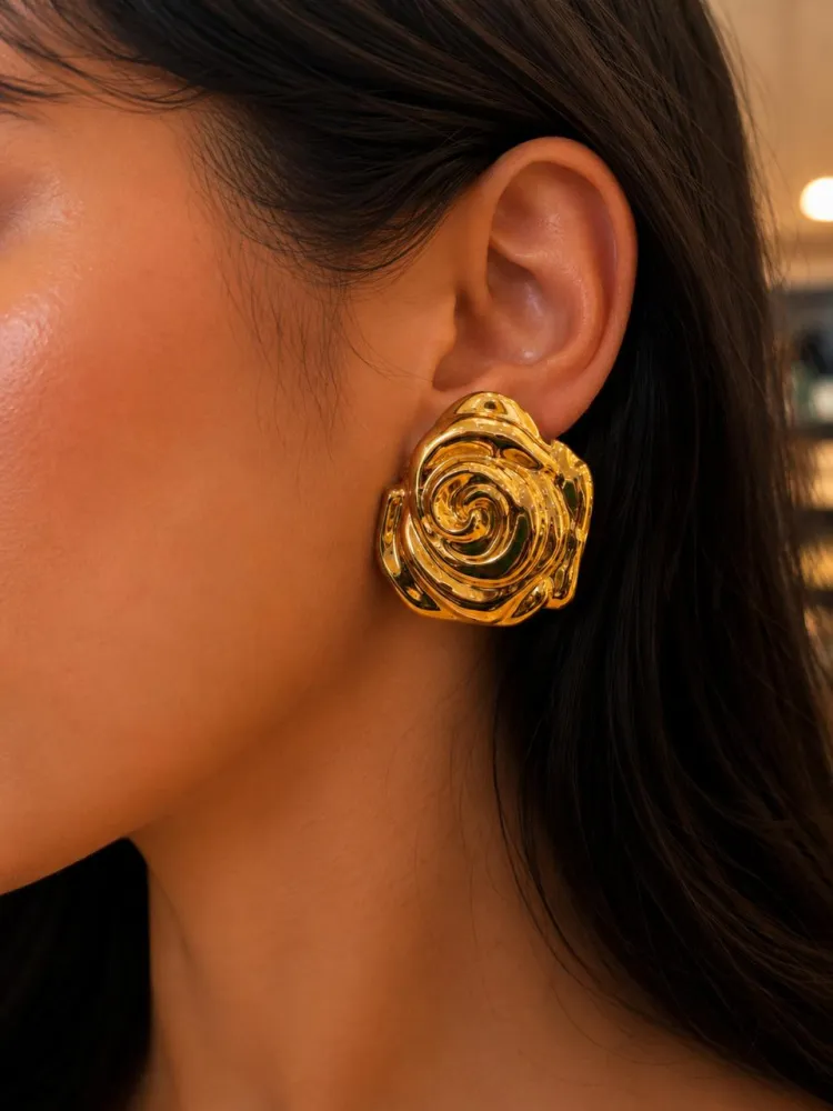 Brinco Flor Dourado