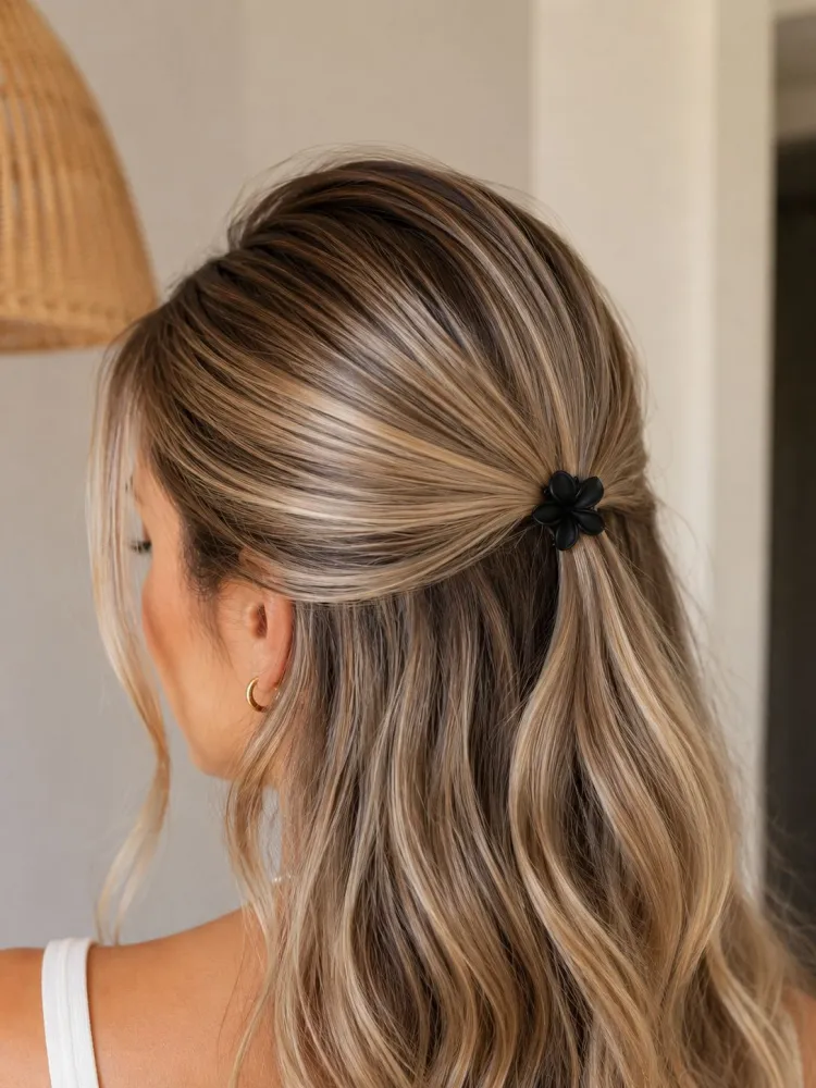 Presilha Mini para Cabelo de Flor Preta